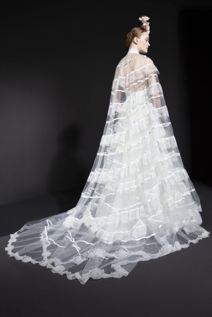 La mantella da sposa